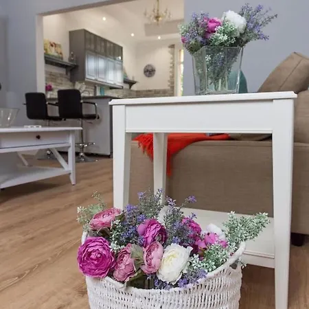 Living House